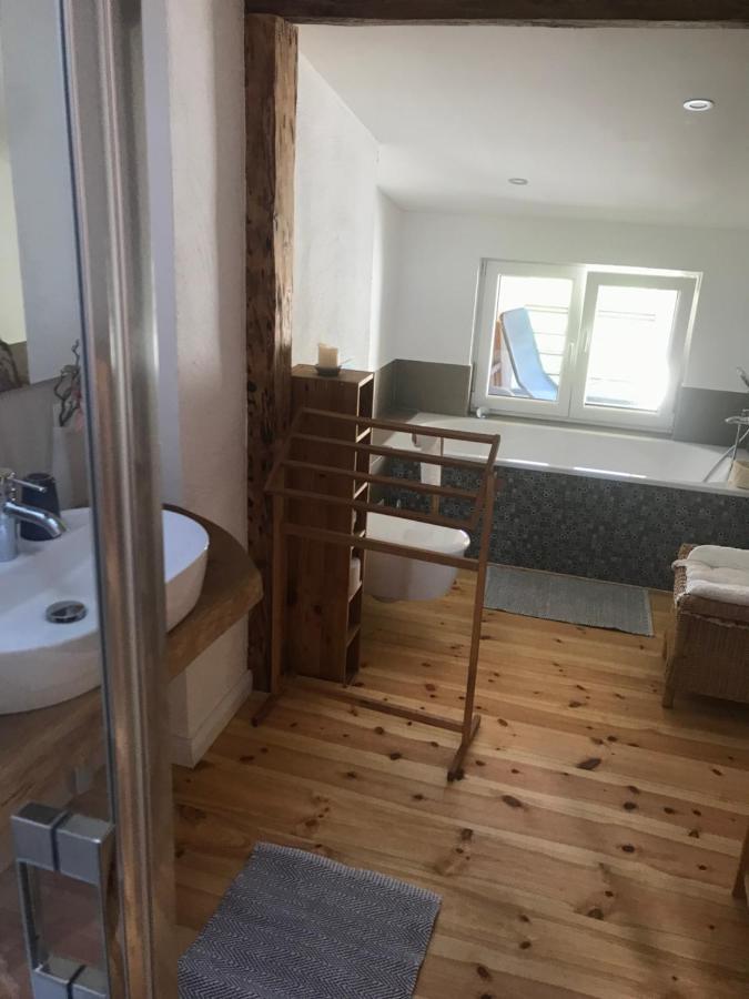 Apartment Dachgeschosszimmer Mit Terrasse *